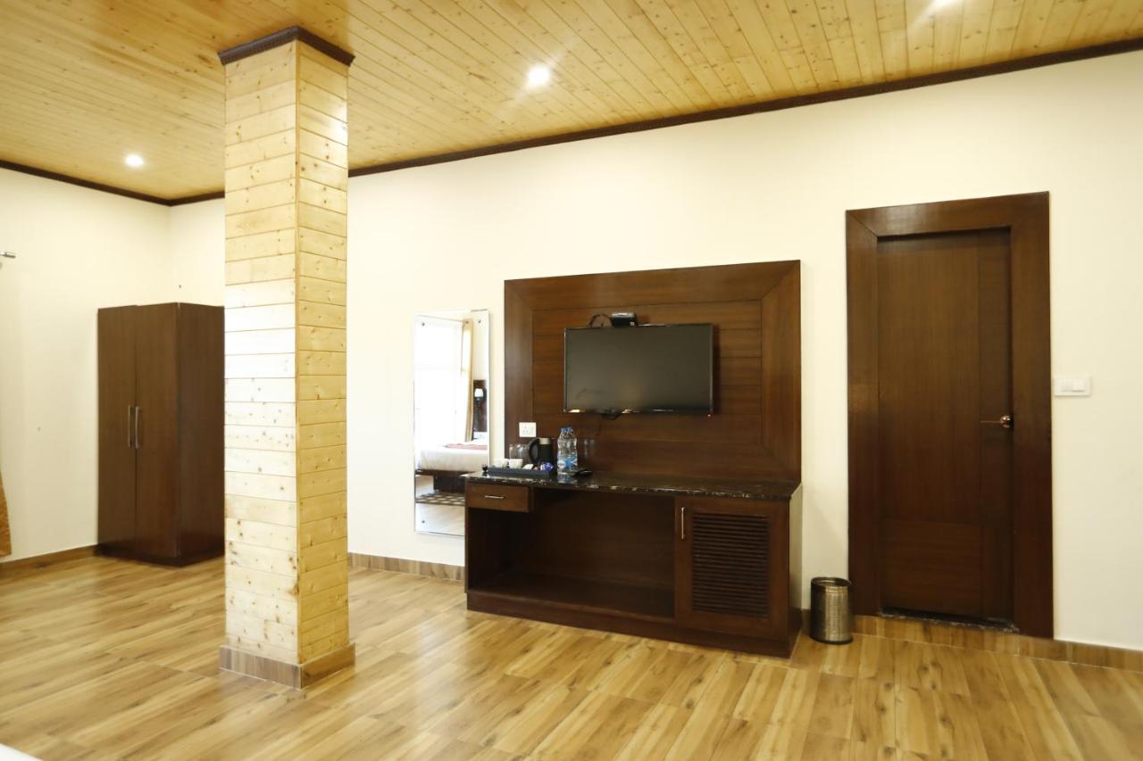 Hotel Kings Inn Масурі Екстер'єр фото