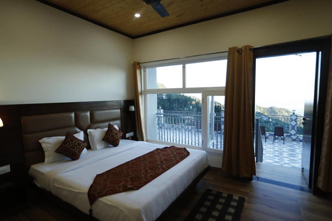 Hotel Kings Inn Масурі Екстер'єр фото